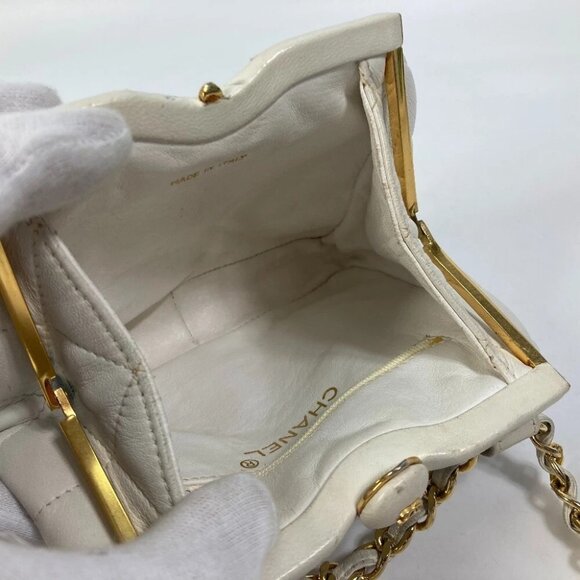 CHANEL CC Mark CC Matelasse Quilted Kisslock Waist Pouch Chain with Fringe - Picture 11 of 16